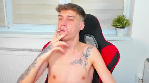 Snapshot of illusions888 chatting on December 5, 2:50 pm D-Illusion online show from December 5, 2:50 pm