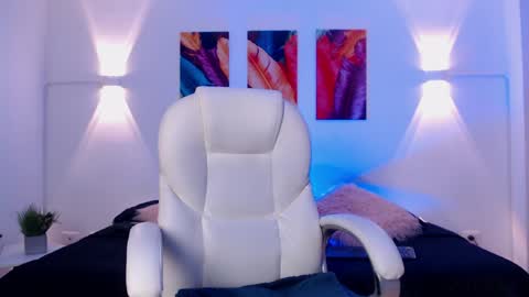 ilyaromanov online show from March 31, 12:33 am