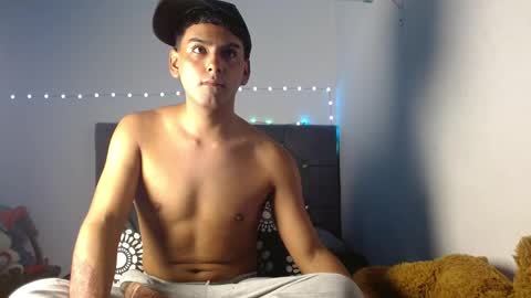 Snapshot of im_juanda chatting on September 24, 1:23 am im_juanda online show from September 24, 1:23 am