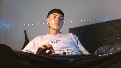 Snapshot of im_juanda chatting on February 17, 6:39 pm im_juanda online show from February 17, 6:39 pm