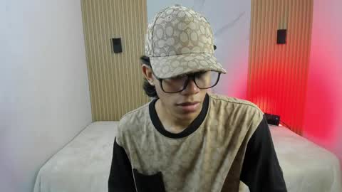 im_matthewscott online show from April 9, 7:52 pm