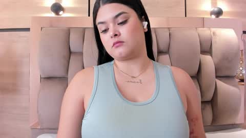 im mou  online show from March 31, 1:00 pm