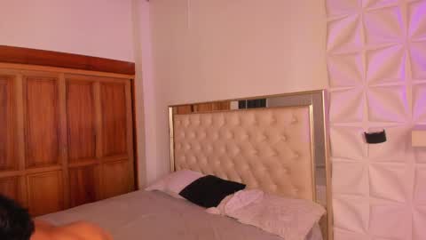 im_sebaslopez online show from May 9, 12:22 pm