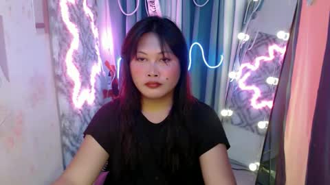 im_urloving_mama69 online show from December 2, 7:12 pm