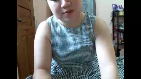 im_your_secret online show from December 14, 6:19 am