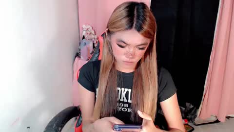 im_yourfairyannaxx online show from February 23, 6:43 pm