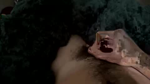 imakeucumonmyface online show from January 1, 3:03 pm