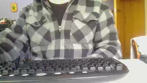 Aussie Guy online show from November 30, 10:50 pm