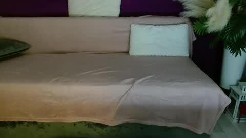 Carrie online show from October 6, 4:14 pm