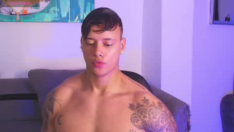 imconor online show from November 4, 10:11 pm