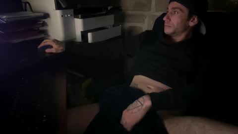 imilluminator online show from December 29, 7:50 am