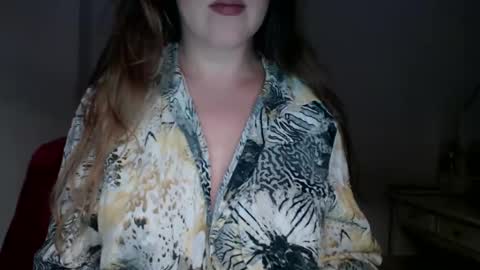 Snapshot of immouss chatting on October 8, 8:59 pm Pola online show from October 8, 8:59 pm