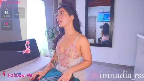 Nadia online show from February 5, 7:50 pm