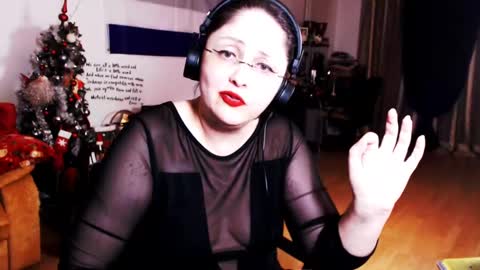 Snapshot of imperatrizasado chatting on February 9, 4:25 am Empress online show from February 9, 4:25 am