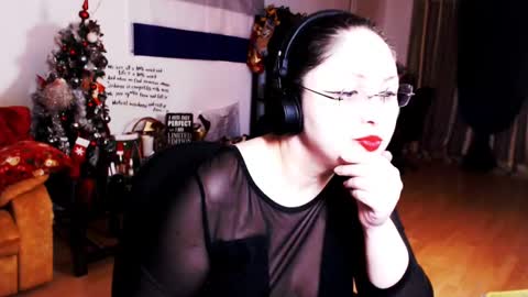 Snapshot of imperatrizasado chatting on February 9, 1:22 am Empress online show from February 9, 1:22 am