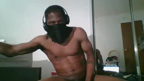 imthehornyest online show from April 25, 11:13 pm