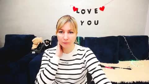 incredible_ariela online show from March 30, 9:42 am