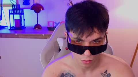incub_ online show from July 11, 3:48 pm