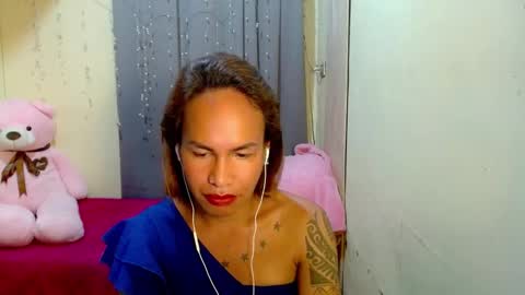 Snapshot of indaypakay_ts chatting on March 11, 8:52 am Pakay online show from March 11, 8:52 am