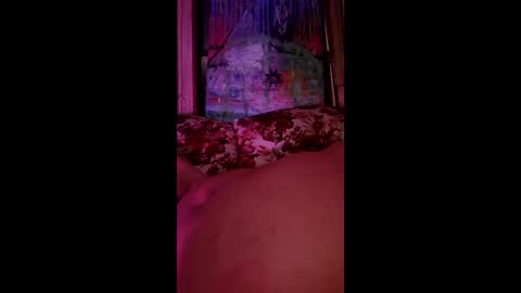 indegeniouscreature online show from January 10, 9:04 am