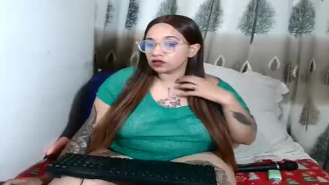 Candy cat online show from November 13, 6:54 pm