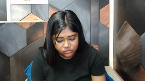 Melz online show from December 1, 7:39 am