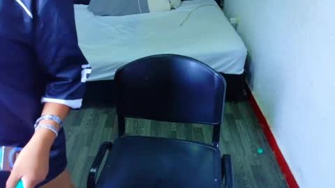 indian_whore18 online show from May 23, 4:52 am