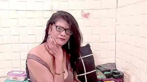 Femiez online show from April 11, 7:45 am