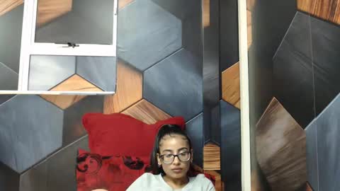 Armani online show from January 20, 10:18 am