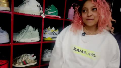 Nikki online show from May 23, 1:56 am