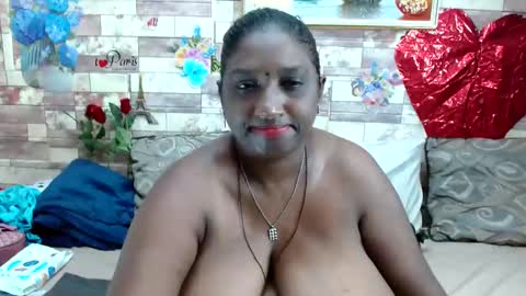 Snapshot of indianblue3 chatting on February 5, 11:02 am tracy online show from February 5, 11:02 am