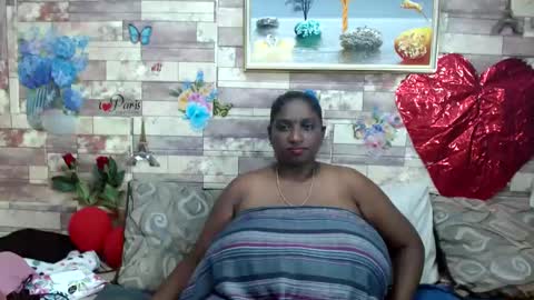 Snapshot of indianblue3 chatting on February 24, 10:59 am tracy online show from February 24, 10:59 am
