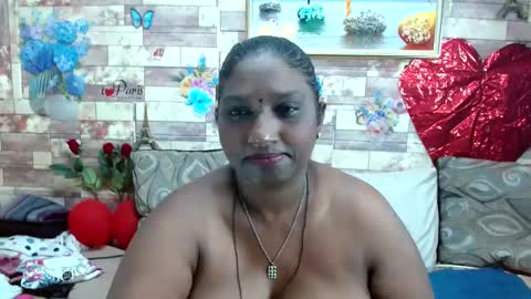 Snapshot of indianblue3 chatting on February 22, 1:35 pm tracy online show from February 22, 1:35 pm