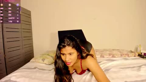 PARADISEQUEEN online show from February 13, 12:19 pm