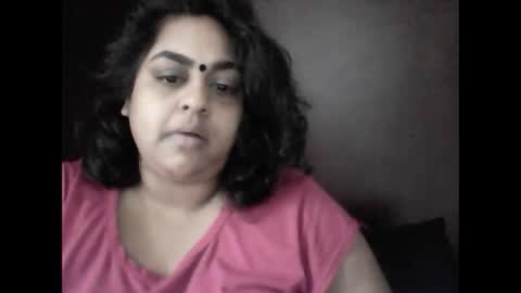 indianpooja1027 online show from November 5, 7:32 am