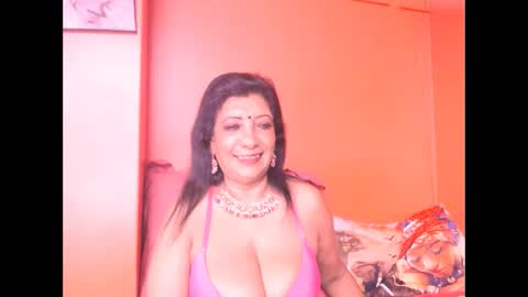 indiansarika65 online show from November 14, 4:36 am