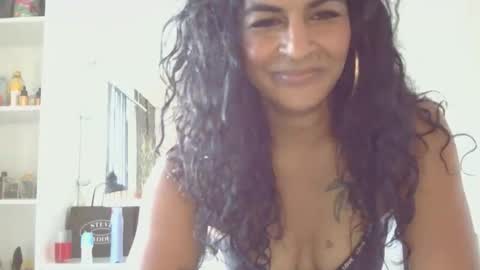 rani online show from April 8, 5:21 am