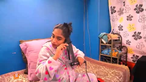Snapshot of indiansumaya chatting on October 6, 6:20 am indiansumaya online show from October 6, 6:20 am