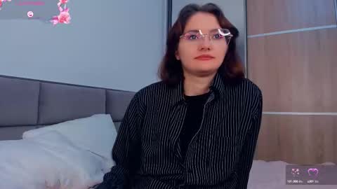 Kira online show from October 14, 4:04 am