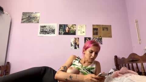 ingridmayer online show from July 8, 11:41 pm