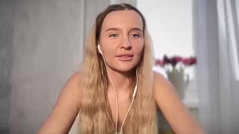 iniva05 online show from March 12, 11:14 am