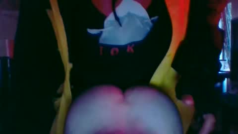 inner_crack online show from December 19, 6:12 pm