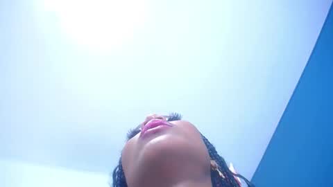 Snapshot of innocent_sexybaby chatting on October 3, 11:02 pm innocent_sexybaby online show from October 3, 11:02 pm