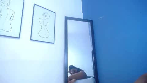 Snapshot of innocent_sexybaby chatting on October 1, 10:30 pm innocent_sexybaby online show from October 1, 10:30 pm