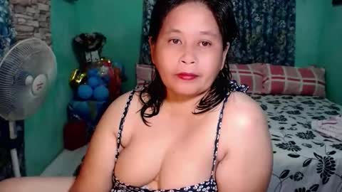 Snapshot of inocent_joy chatting on October 6, 10:33 am inocent_joy online show from October 6, 10:33 am