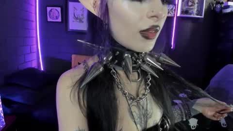 Snapshot of insania_999 chatting on October 17, 5:50 pm SANIA online show from October 17, 5:50 pm