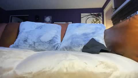 Lucifer online show from December 16, 1:31 am