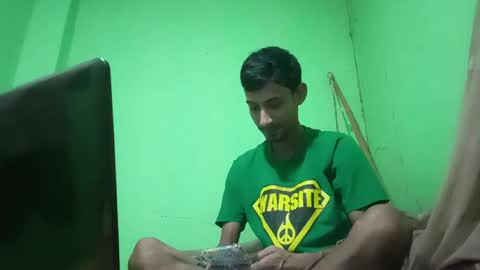 interne8famous online show from September 14, 3:13 pm