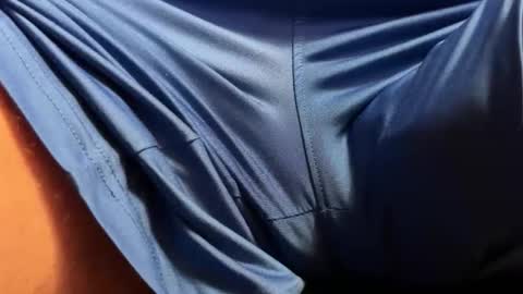 intressiert online show from December 18, 6:57 pm