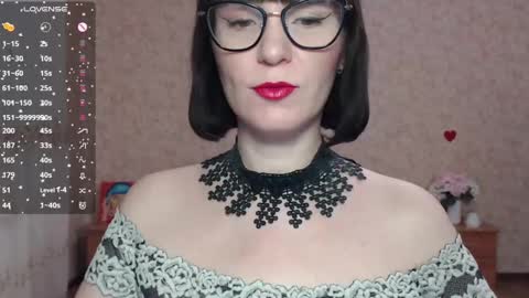 Snapshot of irenlarasani chatting on January 17, 6:04 am IrenLarasani online show from January 17, 6:04 am